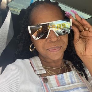 Meet your Posher, Loreen